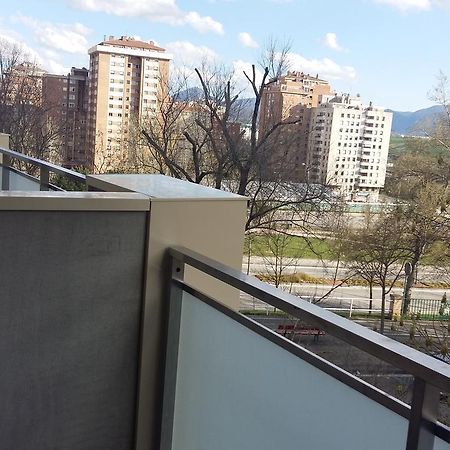 Aca Y Alla Apartamento Alfonso El Batallador Pamplona Exterior foto