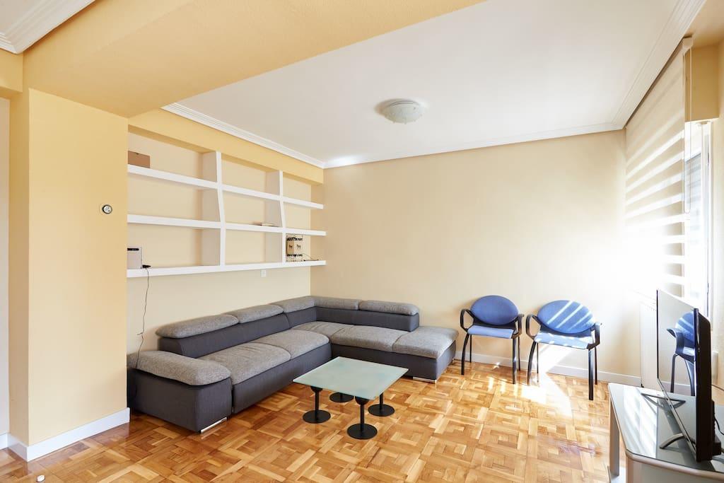 Aca Y Alla Apartamento Alfonso El Batallador Pamplona Exterior foto