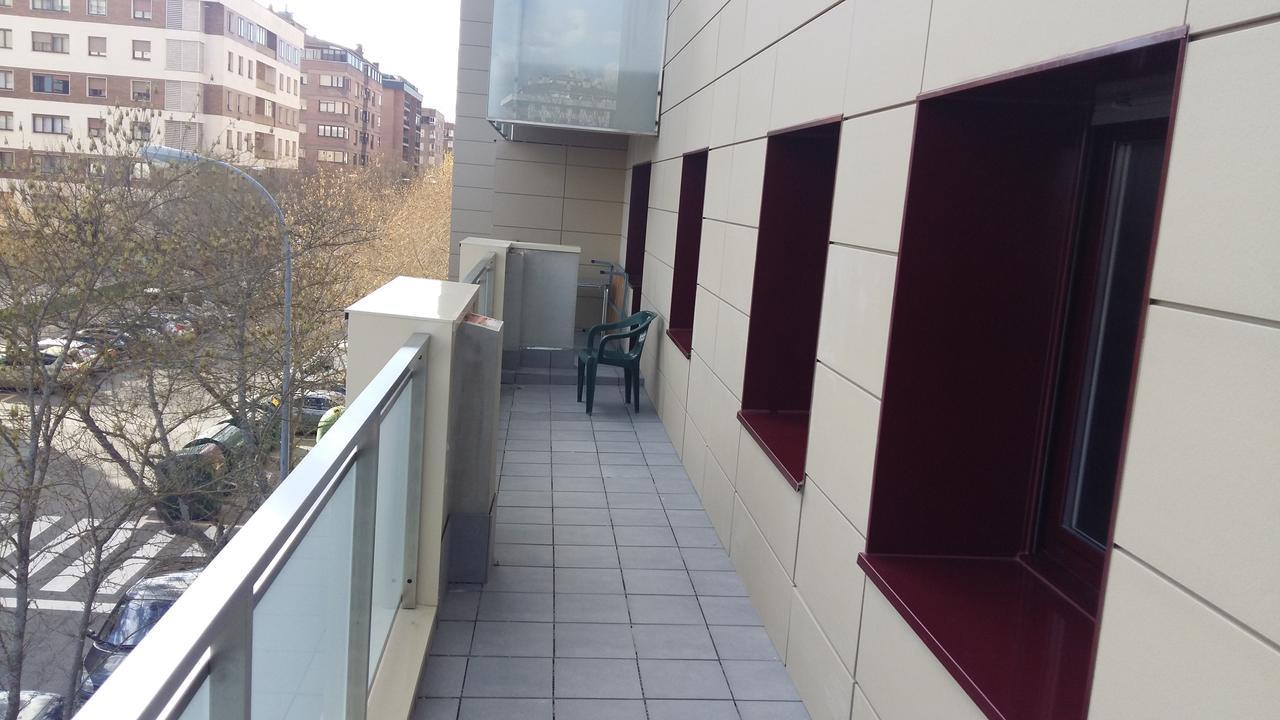Aca Y Alla Apartamento Alfonso El Batallador Pamplona Exterior foto